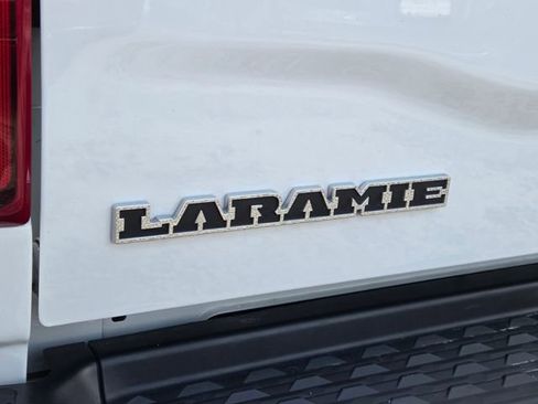 Used 2025 RAM 2500 Laramie w/ Sport Appearance Package AWD/4WD image 5