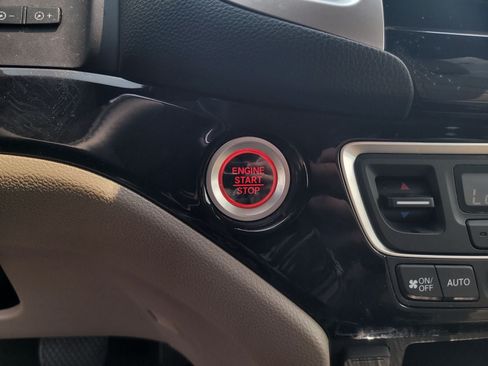 Certified 2018 Honda Ridgeline RTL-E image 19