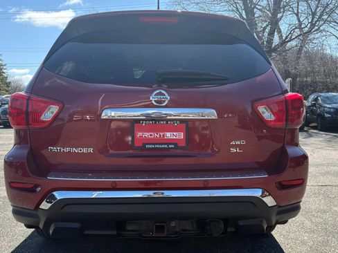 Used 2017 Nissan Pathfinder SL w/ Trailer Tow Package image 7