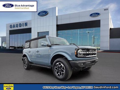 Certified 2023 Ford Bronco Outer Banks AWD/4WD image 1