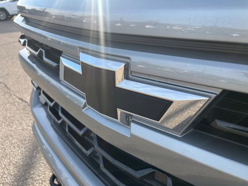 Used 2024 Chevrolet Silverado 1500 RST image 23