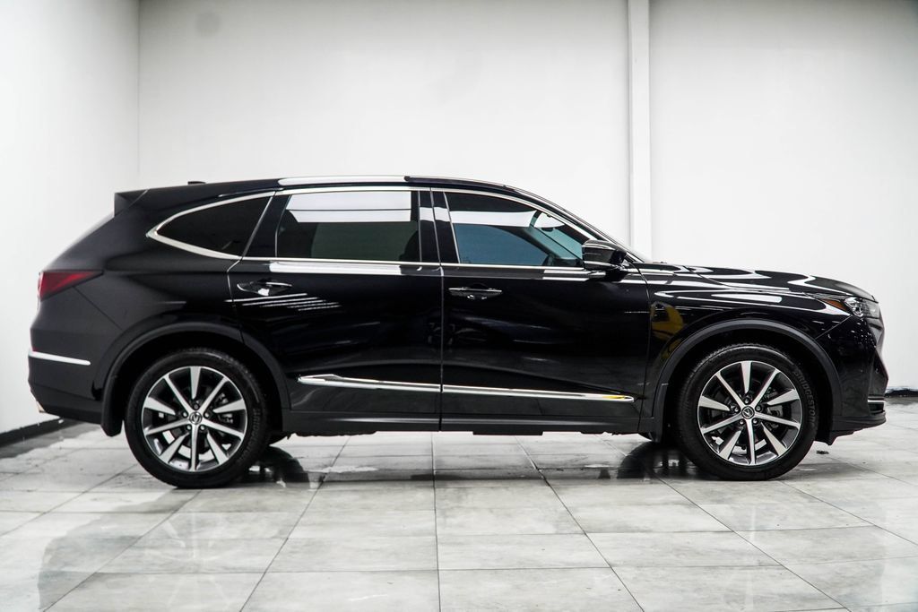 Used 2026 Acura MDX w/ Technology Package FWD image 8