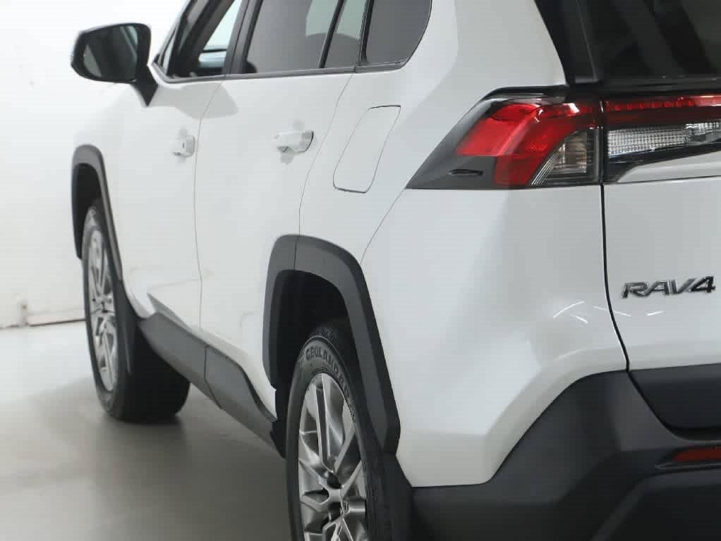 Used 2024 Toyota RAV4 XLE Premium w/ Weather Package AWD/4WD image 42