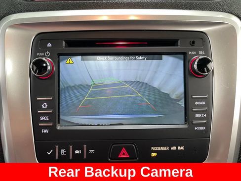 Used 2014 GMC Acadia SLE FWD image 3