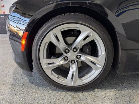 Used 2020 Chevrolet Camaro LT image 19