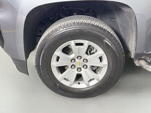 Used 2022 Chevrolet Colorado LT w/ LT Convenience Package image 11