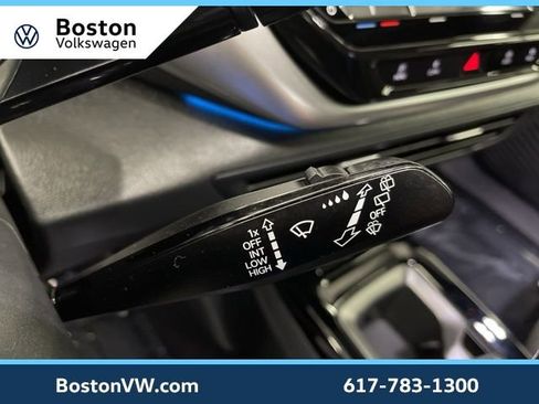 Certified 2022 Volkswagen ID.4 Pro image 16