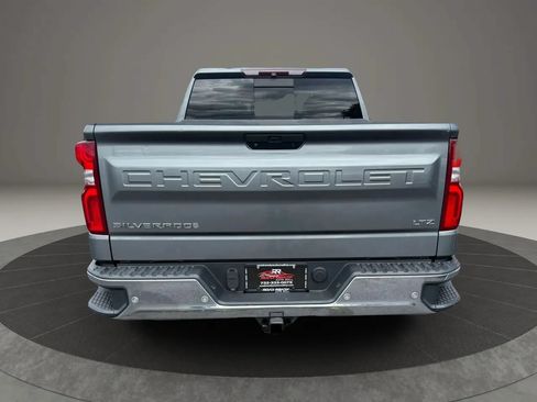 Used 2019 Chevrolet Silverado 1500 LTZ w/ Technology Package AWD/4WD image 8