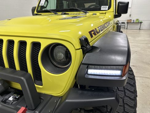 Used 2023 Jeep Wrangler Unlimited Rubicon w/ Safety Group AWD/4WD image 6