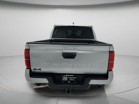 Used 2025 Toyota Tacoma TRD Off-Road AWD/4WD image 6