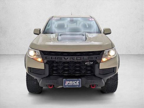 Used 2022 Chevrolet Colorado ZR2 AWD/4WD image 2