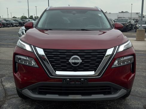 Certified 2023 Nissan Rogue SV w/ SV Premium B Package AWD/4WD image 3