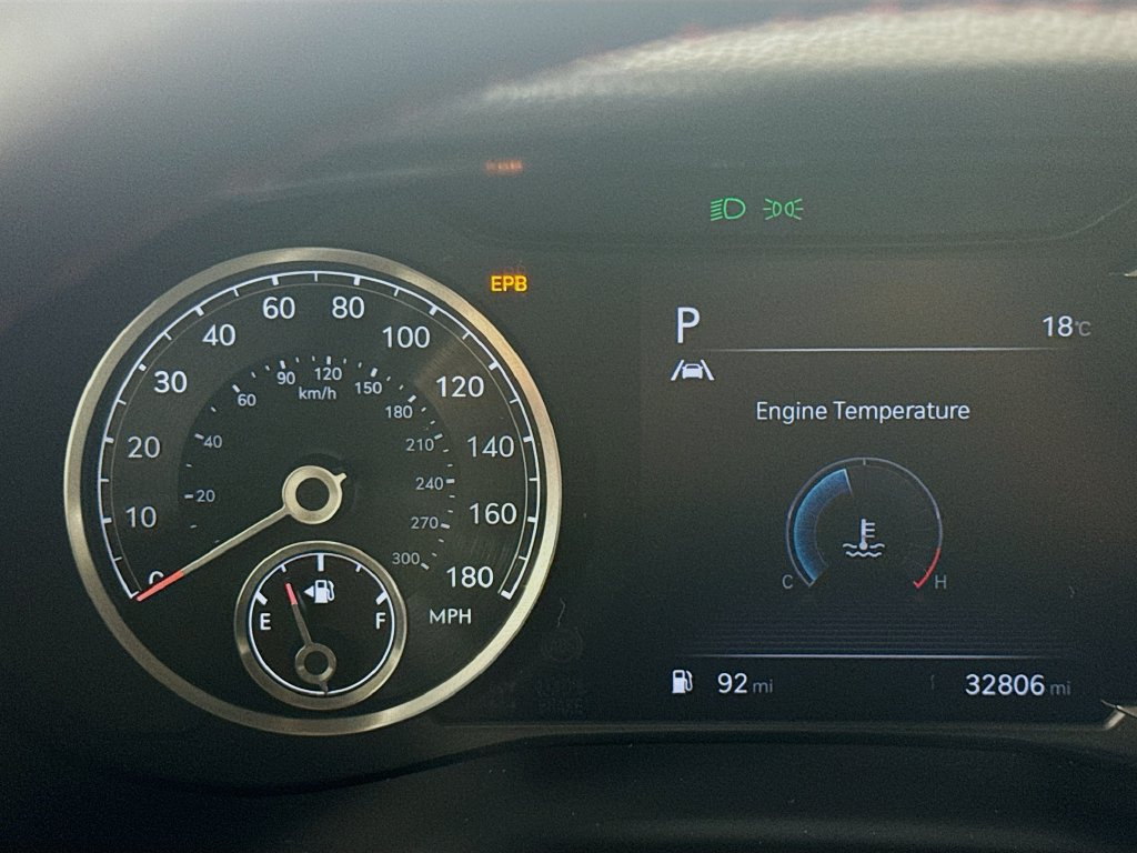 Used 2023 Genesis G70 2.0T w/ Sport Prestige Package AWD/4WD image 21