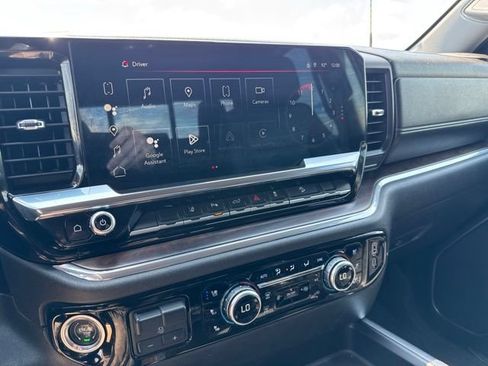 Used 2024 GMC Sierra 2500 SLT AWD/4WD image 19