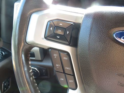 Used 2017 Ford F150 King Ranch w/ Equipment Group 601A Luxury AWD/4WD image 21