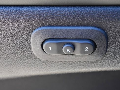 Used 2022 Jeep Grand Cherokee Limited image 27