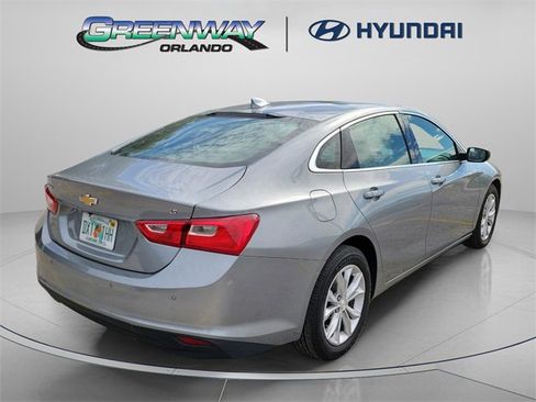 Used 2024 Chevrolet Malibu LT image 4
