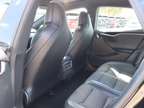 Used 2018 Tesla Model S 75D image 36