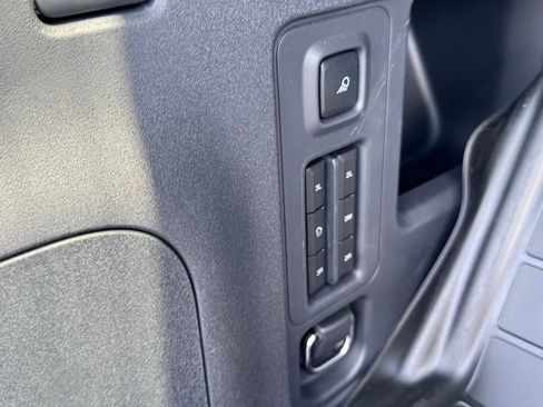 Used 2025 Ford Expedition Platinum w/ Platinum Ultimate Package AWD/4WD image 47