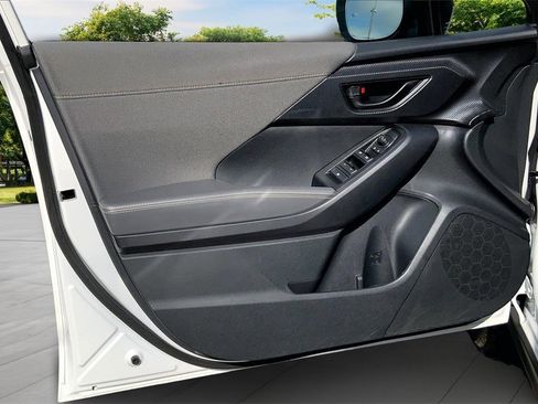 Used 2025 Subaru Crosstrek 2.5i Sport w/ Crosstrek Mirror Package image 18