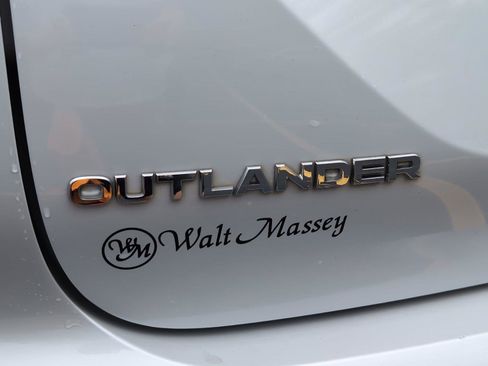 Used 2022 Mitsubishi Outlander SEL Black Edition FWD image 32