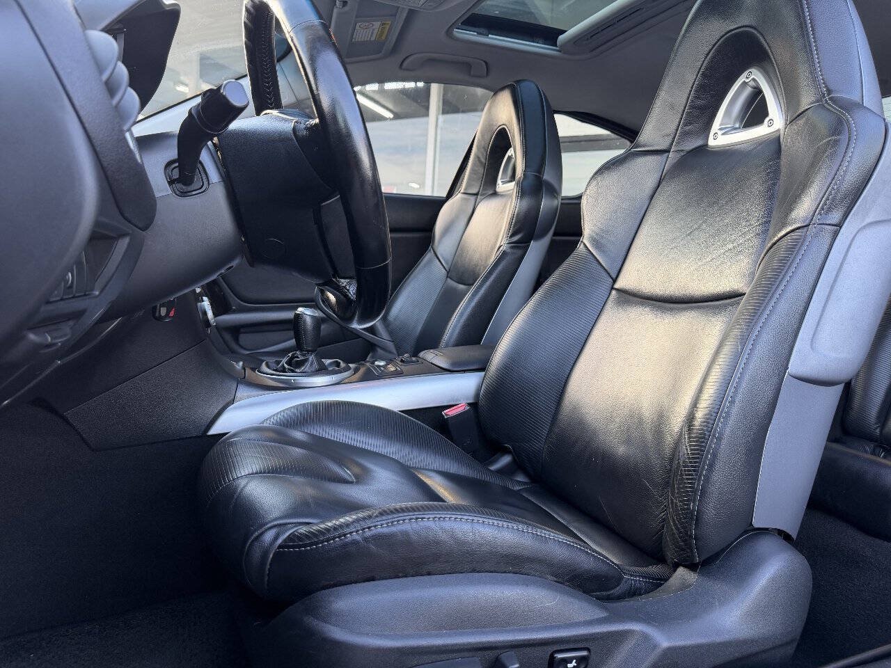 Used 2004 MAZDA RX-8 w/ MT Grand Touring Pkg RWD image 25