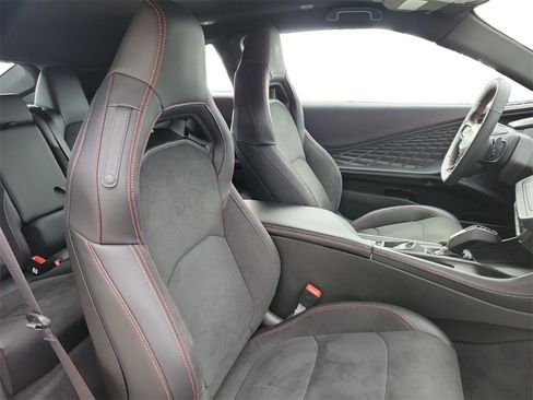 Used 2025 Dodge Charger R/T Scat Pack w/ Track Pack image 13