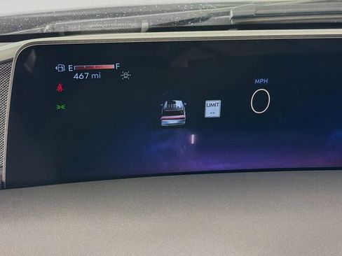 New 2026 Lincoln Navigator L Reserve AWD/4WD image 12