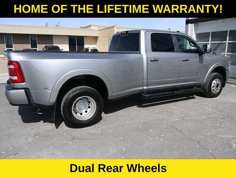 Used 2022 RAM 3500 Limited AWD/4WD image 32
