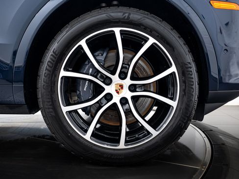 Certified 2026 Porsche Cayenne image 11