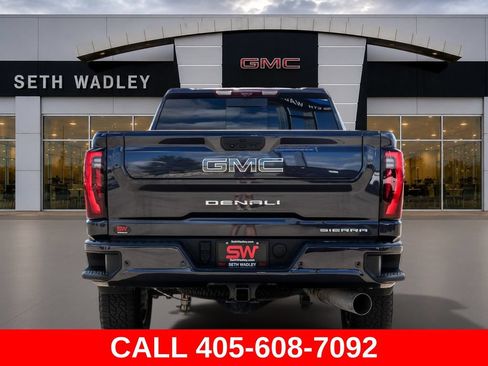 Used 2026 GMC Sierra 2500 Denali Ultimate AWD/4WD image 6