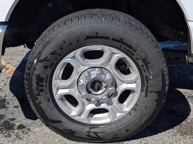 Certified 2025 Ford F250 XLT AWD/4WD image 17