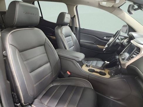 Used 2017 GMC Acadia Denali w/ Technology Package image 17