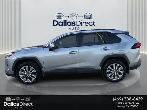 Used 2023 Toyota RAV4 XLE Premium image 9
