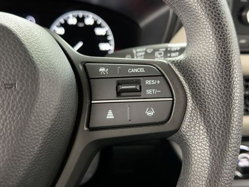 Certified 2023 Honda HR-V LX image 22