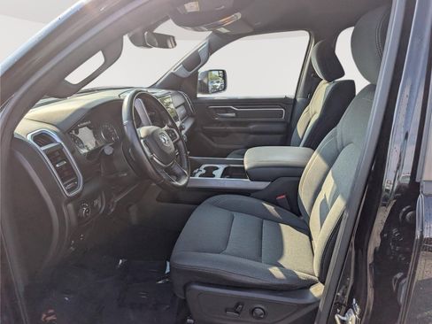 Used 2022 RAM 1500 Big Horn AWD/4WD image 14