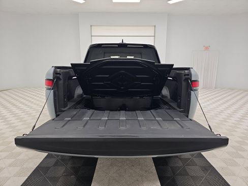 Used 2023 Rivian R1T Adventure AWD/4WD image 15