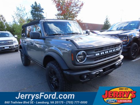 New 2025 Ford Bronco Big Bend w/ Black Diamond Package image 1