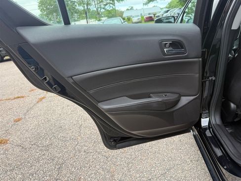Used 2018 Acura ILX FWD image 16