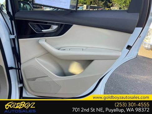 Used 2018 Audi Q7 3.0T Premium Plus AWD/4WD image 32
