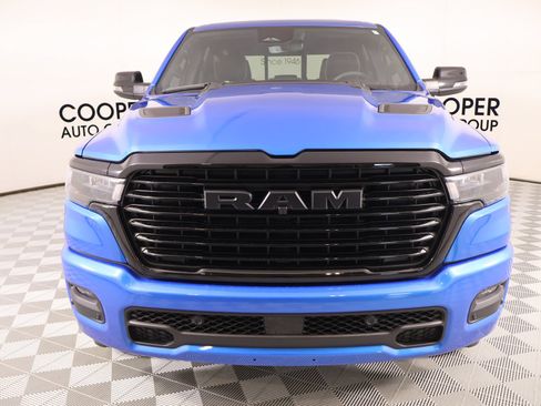 Used 2025 RAM 1500 Laramie w/ Night Edition AWD/4WD image 9
