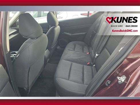 Used 2024 Nissan Altima 2.5 SV image 20