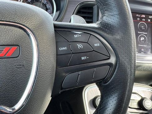 Used 2018 Dodge Challenger R/T Scat Pack image 17