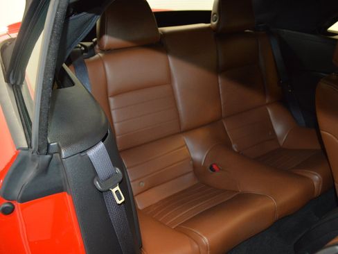 Used 2014 Ford Mustang GT RWD image 12