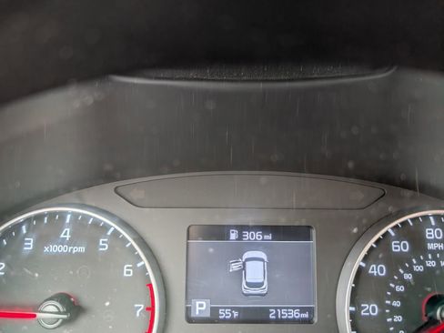 Used 2023 Kia Seltos LX image 13