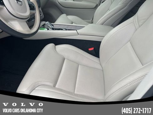 Used 2024 Volvo XC90 B6 Ultimate AWD/4WD image 9