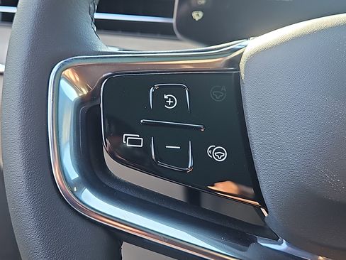 New 2026 Volvo EX90 Ultra image 14