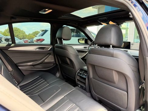 Used 2018 BMW 540i w/ M Sport Package RWD image 20