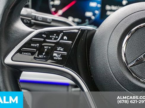 Used 2025 Mercedes-Benz GLE 350 4MATIC image 29