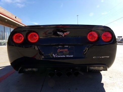 Used 2005 Chevrolet Corvette 1SB Z51 Coupe w/ Preferred Equipment Group image 6